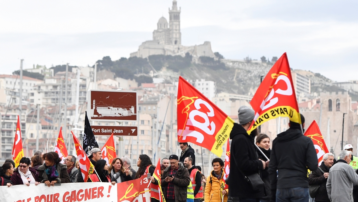 A Marseille, des milliers de manifestants déterminés contre la réforme