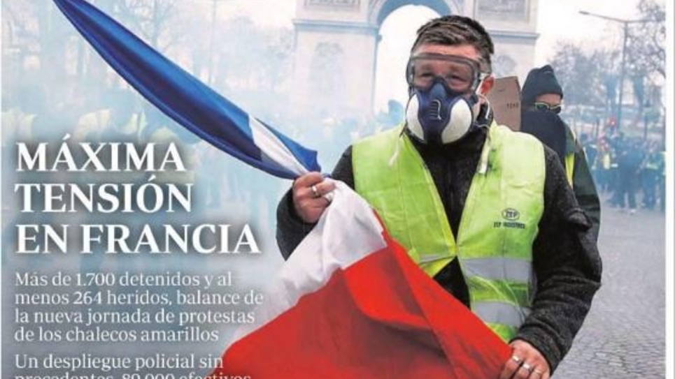 Gilets Jaunes La Presse étrangère Cible Emmanuel Macron