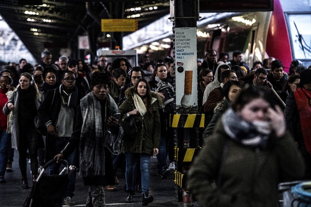 Affluence garde de l'Est à Paris le 19 décembre 2019