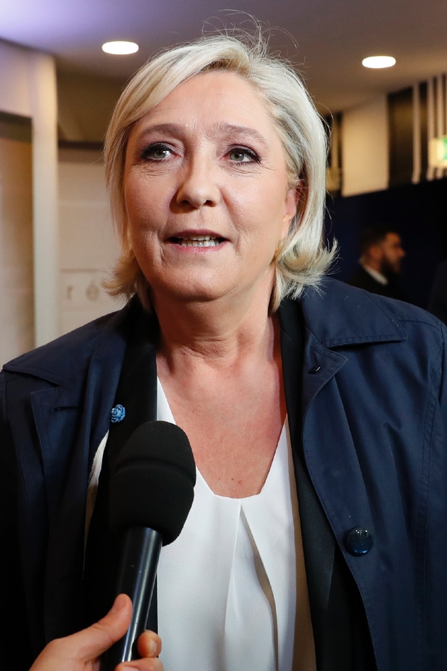 La candidate d'extrême droite Marine Le Pen, avant le débat, le 20 mars 2017 à Aubervilliers