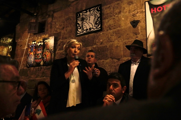 La candidate d'extrême droite à l'élection présidentielle française Marine Le Pen lors d'une visite à Byblos au Liban, le 19 février 2017 