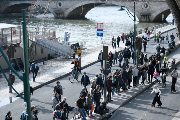Rassemblement pour défendre la piétonnisation de la berge rive droite de la Seine au coeur de Paris, le 10 mars 2018  