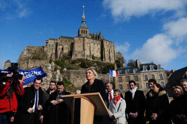 Marine Le Pen lors d'un discours le 27 février 2017 au Mont-Saint-Michel