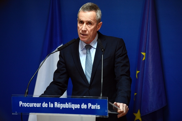 Le procureur de Paris François Molins fait le point sur l'enquête sur les attentats menaçant des candidats à la présidentielle lors d'une conférence de presse le 18 avril 2017 à Paris