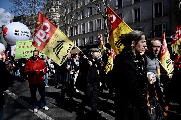 Manifestation à Paris le 19 mars 2019 pour réclamer davantage de pouvoir d'achat et défendre les services publics lors d'une journée d'action CGT-FO