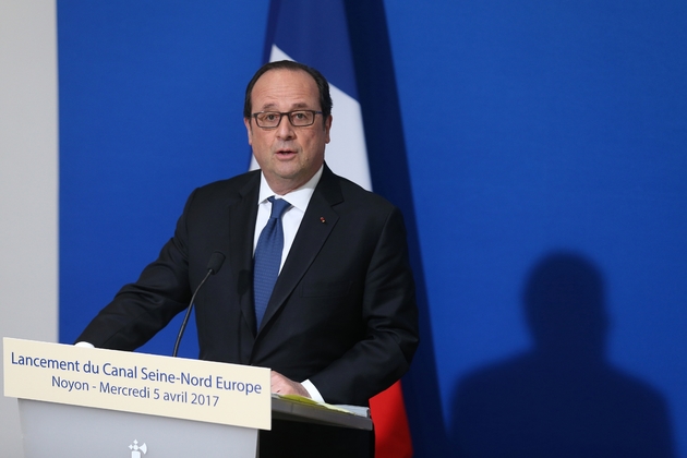 Le président français François Hollande à Noyon, en France, le 5 avril 2017
