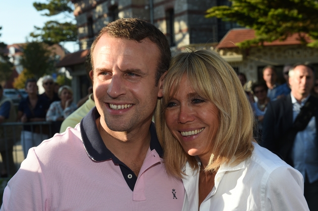 Emmanuel Macron (G) et sa femme Brigitte au Touquet le 17 juin 2017 