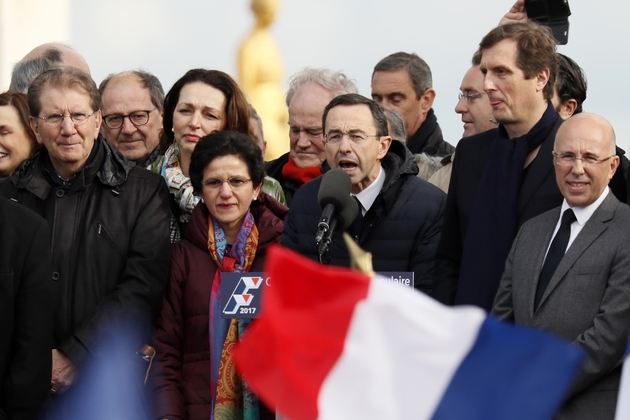 Bruno Retailleau lors du rassemblement sur l'esplanade du Trocadéro le 5 mars 2017 à Paris