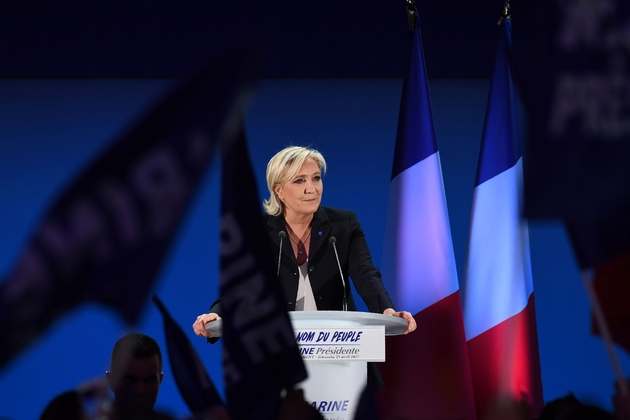 Marine Le Pen, la candidate FN à l'élection présidentielle, à Hénin-Beaumont, le 23 avril 2017