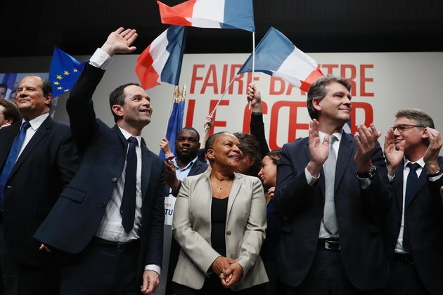 Le premier secrétaire du PS Jean-Christophe Cambadélis, Benoît Hamon, les anciens ministres Christiane Taubira (Justice), Arnaud Montebourg (Economie) et Vincent Peillon (Education), au siège du parti à Paris, le 5 février 2017